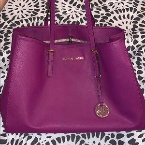 Michael Kors tote